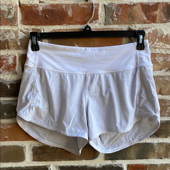Lululemon Speed Up Low Rise Short - Picture 2 of 14